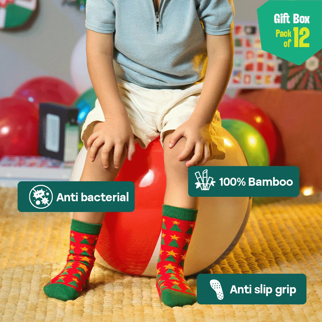 Xmas Stamps 2.0! 6 Unisex Kid's Socks + 6 Unisex Kid's Hankies, 100% Sustainable, Gift Box of 12